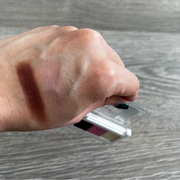 Shu Uemura x Karl Lagerfeld: Shupette Limited Edition Eyeshadow Trio - Picture 2 of 8